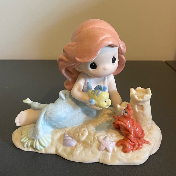 Precious Moments - Picture 5 of 8